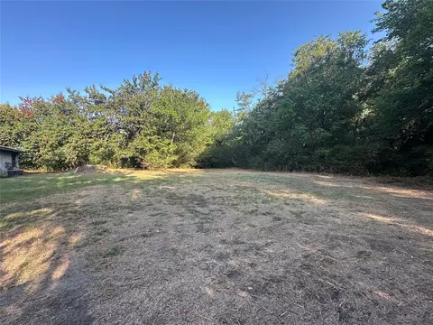 Exterior - 413 E Leecraft, Colbert, OK 74733 photo 7 of 7