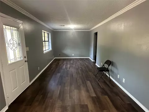 Living - 413 E Leecraft, Colbert, OK 74733 photo 3 of 7
