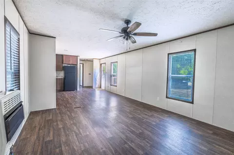 Living - 228 E 9th Ave, Ada, OK 74820 photo 1 of 3