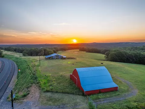 209 State Highway 59, Stilwell, OK 74960