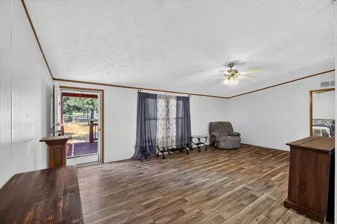 Living - 39908 Texas Ave, Howe, OK 74940 photo 2 of 3