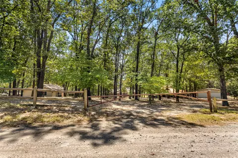 Exterior - 424866 E 1169 Rd, Eufaula, OK 74432 photo 23 of 29