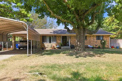 Other - 201 Smith, Colbert, OK 74733 photo 2 of 6
