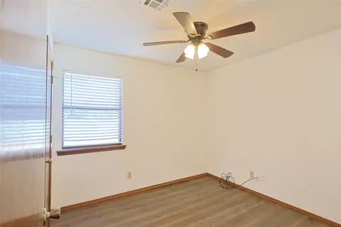 Bedroom - 1812 Sunset Dr, Eufaula, OK 74432 photo 1 of 3
