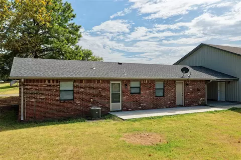 Other - 1812 Sunset Dr, Eufaula, OK 74432 photo 2 of 11