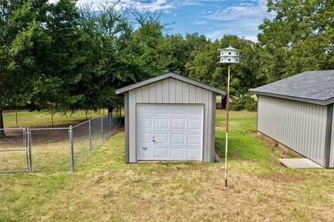 Other - 1812 Sunset Dr, Eufaula, OK 74432 photo 5 of 11