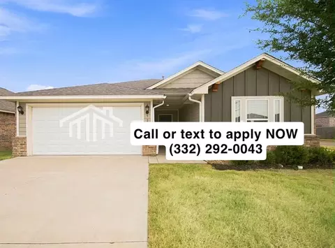 2133 NW 3rd St, Newcastle, OK 73065