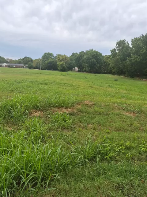 737 NW 4 St, Checotah, OK 74426 photo 10