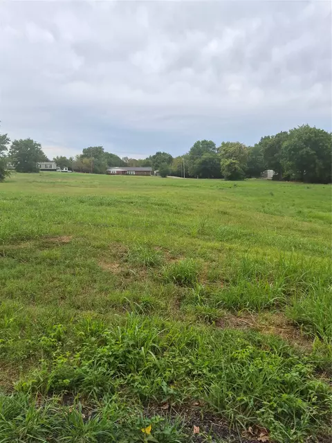 737 NW 4 St, Checotah, OK 74426 photo 12