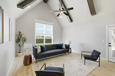 Living - 5812 E 128th St S, Bixby, OK 74008 photo 2 of 2