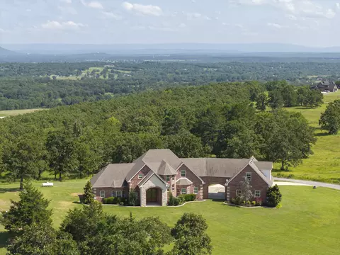 34380 Berry Frost Ln, Poteau, OK 74953