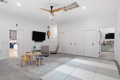 Entry Way - 2680 E 36th St, Tulsa, OK 74105 photo 4 of 6