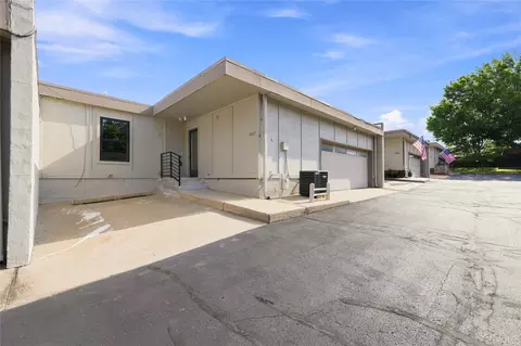 Exterior - 2427 E 72nd Street 5-c-2, Tulsa, OK 74136 photo 5 of 6