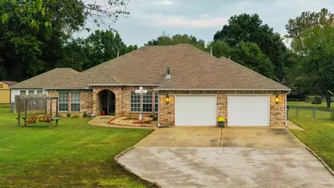 17533 S 321st East Ave, Coweta, OK 74429