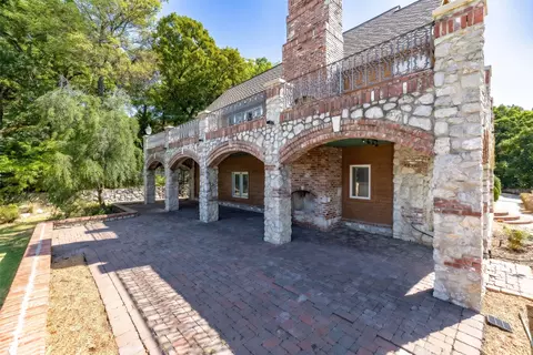 Exterior - 5929 E 86th St, Tulsa, OK 74137 photo 6 of 7