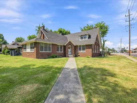 2402 Boston, Muskogee, OK 74401