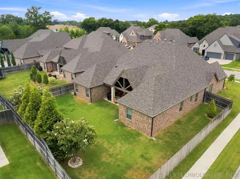 View/Area - 3624 E 115th Pl S, Tulsa, OK 74137 photo 3 of 3