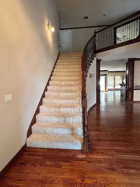 Entry Way - 7826 E 100th St, Tulsa, OK 74133 photo 1 of 4