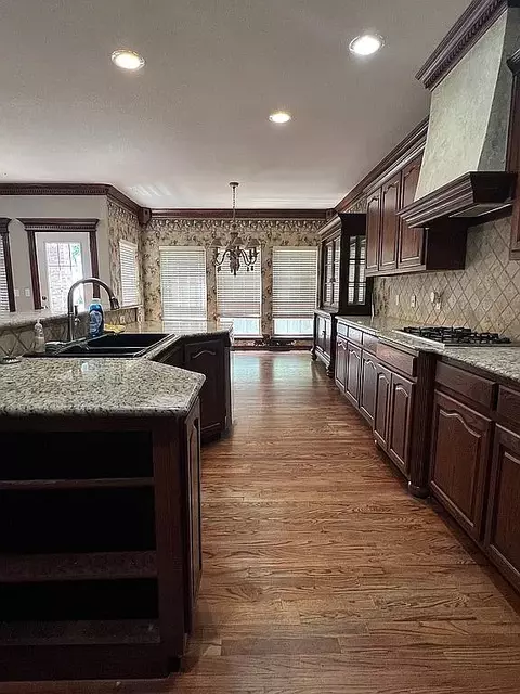 Kitchen - 7826 E 100th St, Tulsa, OK 74133 photo 2 of 2