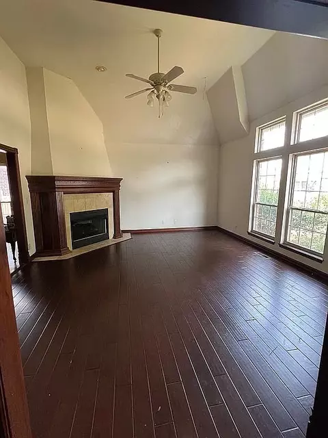Living - 7826 E 100th St, Tulsa, OK 74133 photo 1 of 5