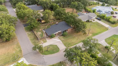 View/Area - 2131 E 11th, Ada, OK 74820 photo 5 of 5