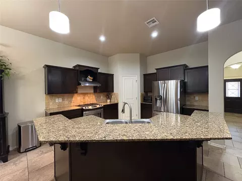 Kitchen - 17511 45th St, Tulsa, OK 74134 photo 1 of 6