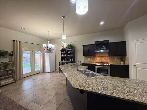 Kitchen - 17511 45th St, Tulsa, OK 74134 photo 2 of 6