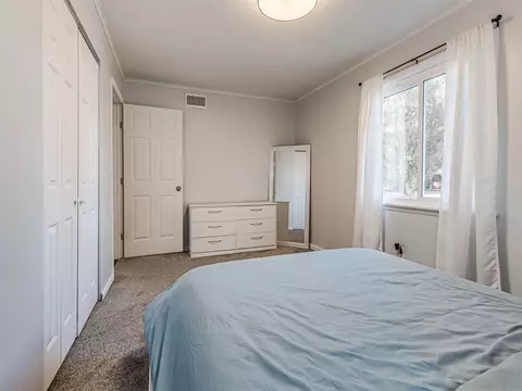 Bedroom - 6614 E 27th St, Tulsa, OK 74129 photo 4 of 8