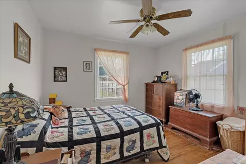Bedroom - 409 E Freeport St, Broken Arrow, OK 74012 photo 2 of 3
