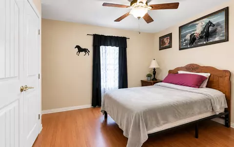Bedroom - 208 W Umstead, Colbert, OK 74733 photo 2 of 2