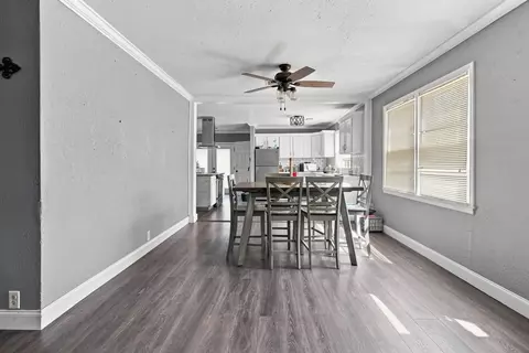 Dining - 919 W North Ave, Checotah, OK 74426 photo 1 of 1
