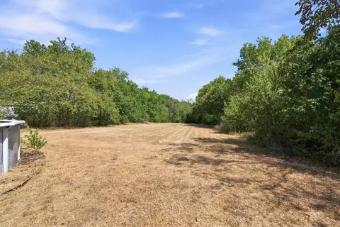 Exterior - 919 W North Ave, Checotah, OK 74426 photo 6 of 6