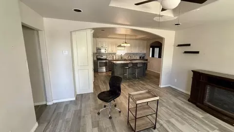 Living - 106447 Rodeo Dr, Mcloud, OK 74851 photo 1 of 1
