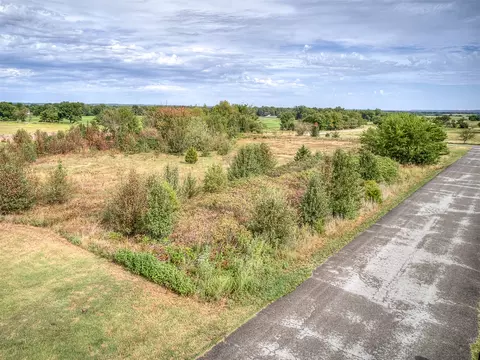 30050 S Maxine Ave, Inola, OK 74036