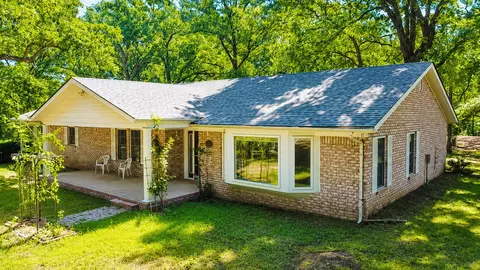 3260 Howard Rd, Beggs, OK 74421
