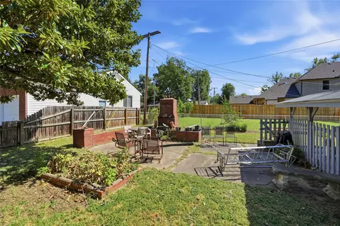 Exterior - 1004 E 38th St, Tulsa, OK 74105 photo 3 of 6