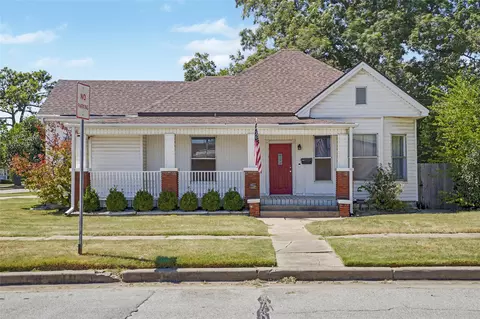 422 S Poplar St, Sapulpa, OK 74066