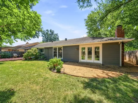 Exterior - 6213 E 78th Pl, Tulsa, OK 74136 photo 5 of 10