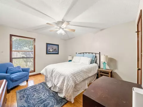Bedroom - 6213 E 78th Pl, Tulsa, OK 74136 photo 1 of 5