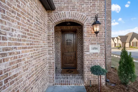 Exterior - 14504 E 80th St N, Owasso, OK 74055 photo 6 of 7