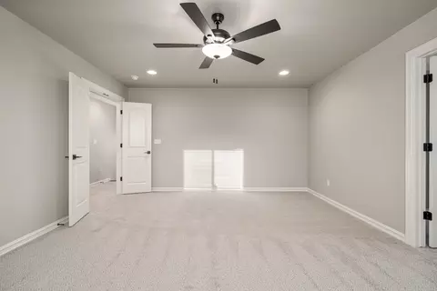 Bedroom - 14504 E 80th St N, Owasso, OK 74055 photo 6 of 6