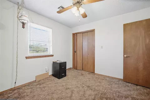 Bedroom - 637 Highway 110, Davis, OK 73030 photo 4 of 5