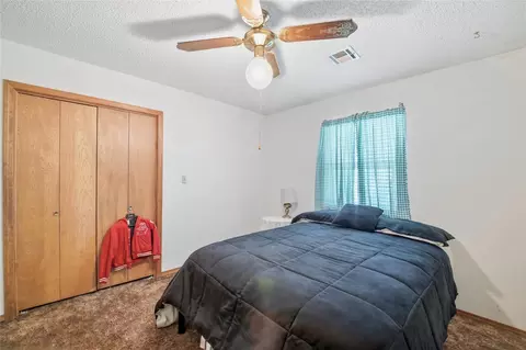 Bedroom - 637 Highway 110, Davis, OK 73030 photo 3 of 5