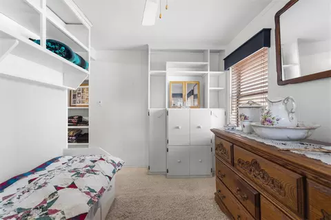Bedroom - 401 S 10th St, Comanche, OK 73529 photo 5 of 8
