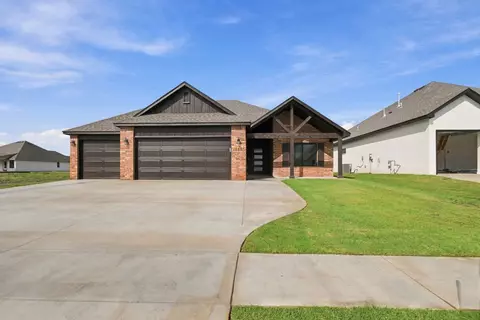 10401 E 132nd St S, Bixby, OK 74008
