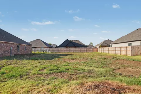 27894 E 109th St, Coweta, OK 74429
