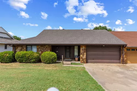 6716 Abbey Rd, Bartlesville, OK 74006