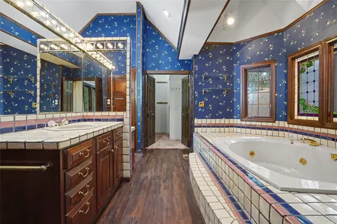 Bath - 3719 E 99th Pl S, Tulsa, OK 74137 photo 1 of 8