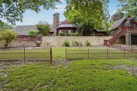 Exterior - 3719 E 99th Pl S, Tulsa, OK 74137 photo 9 of 10