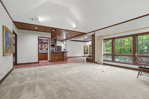 Living - 3719 E 99th Pl S, Tulsa, OK 74137 photo 7 of 10